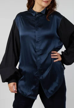 Loose Fit Shirt with Contrasting Arms In Black and Navy