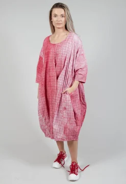 Loose Fit Tulip Hem Dress in Placed Chili Print