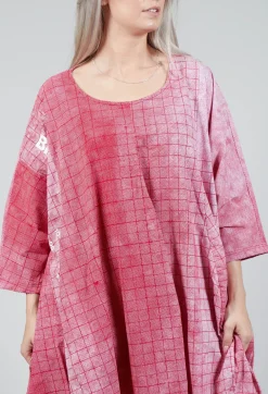 Loose Fit Tulip Hem Dress in Placed Chili Print