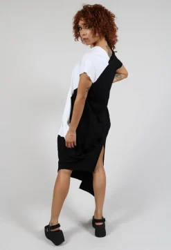 Loose V-Neck Dress in Black and White