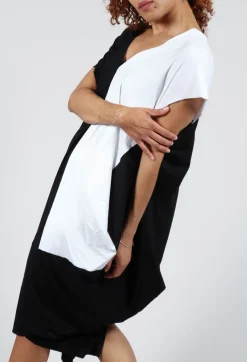 Loose V-Neck Dress in Black and White