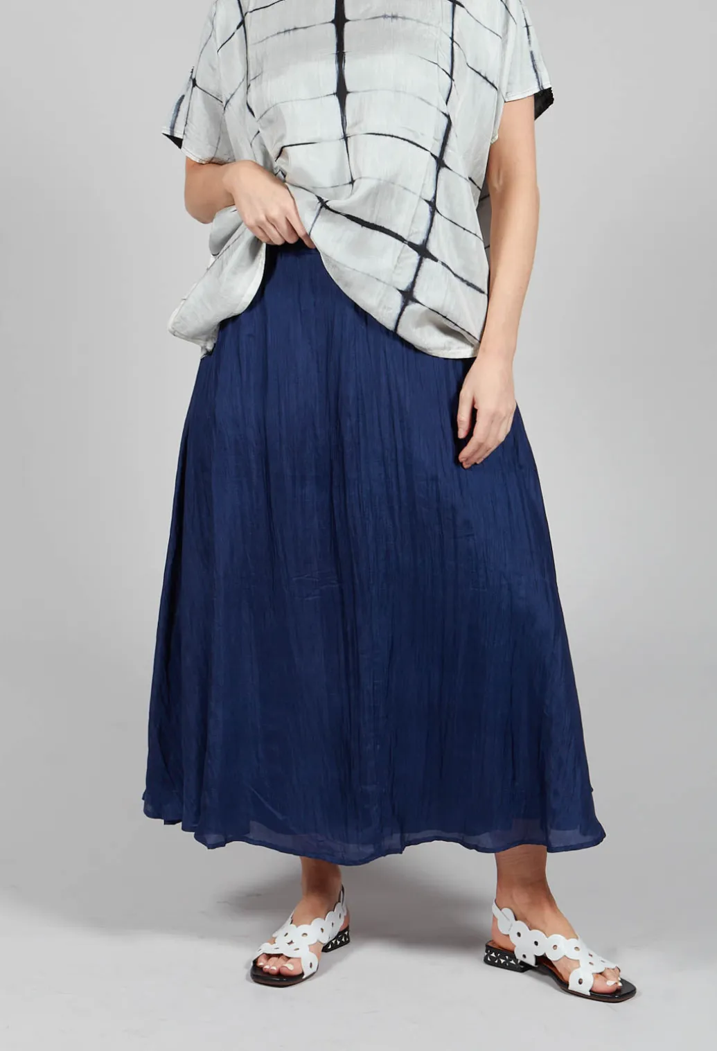 Lotus Skirt in Navy