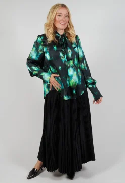 Louise Shirt in Green and Black Print