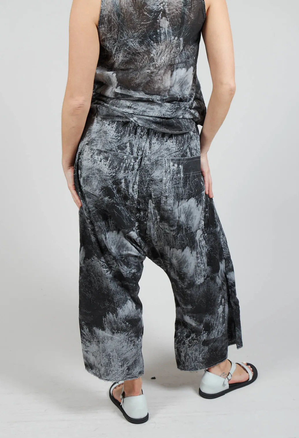 Low Crotch Pull on Trousers in Steppe Black