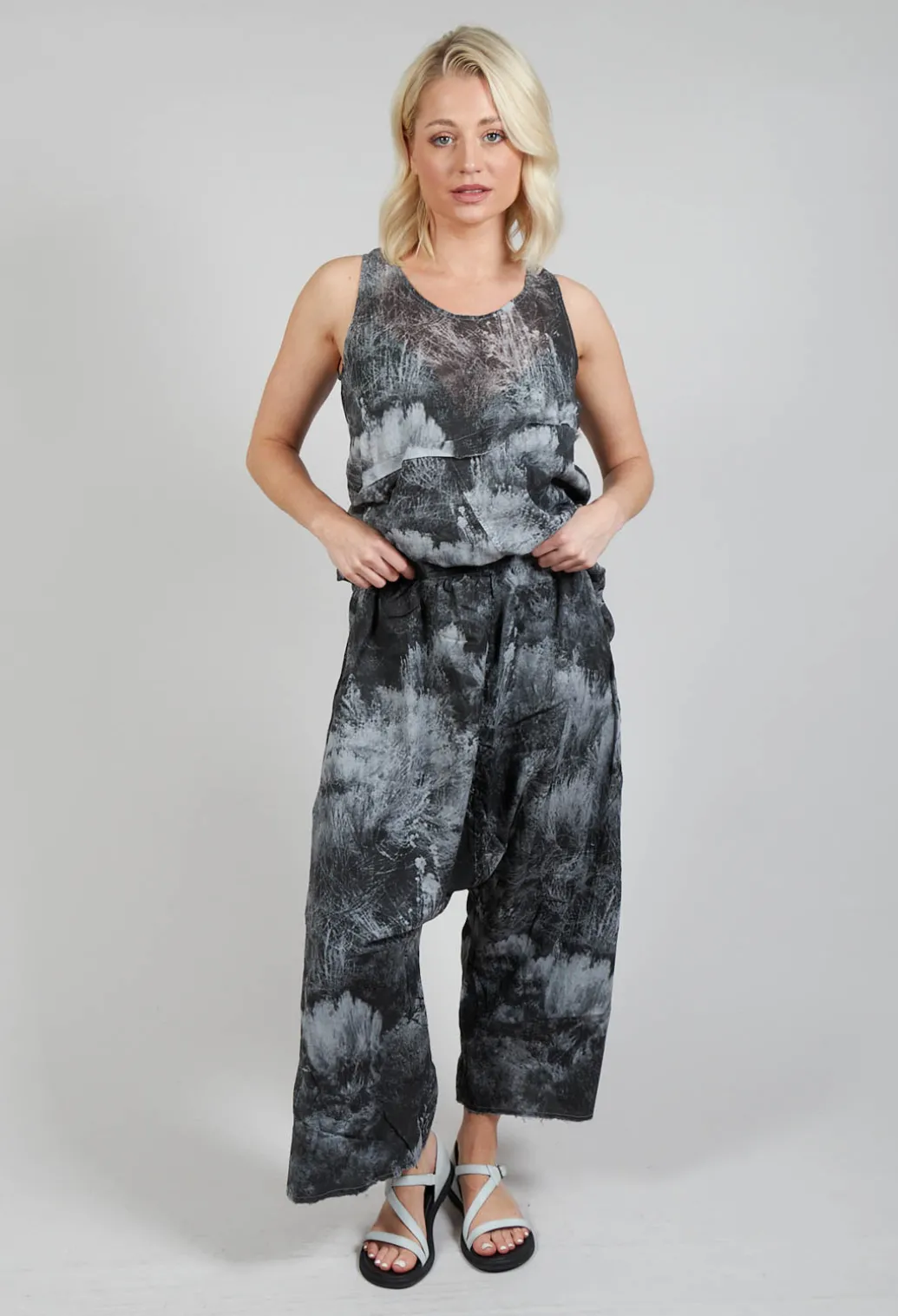 Low Crotch Pull on Trousers in Steppe Black