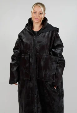 Lubi Coat in Black and Burgundy