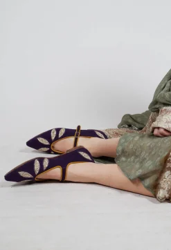Lulu Point Shoes in Suede Purple Volga