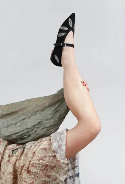 Lulu Point Shoes in Suede Black Indus