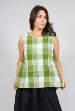 Macro Q Shirt in Avocado