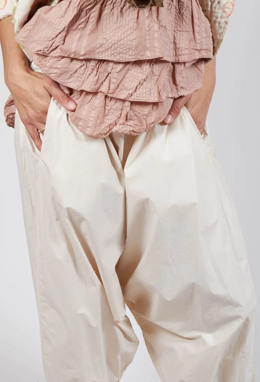 Meintrachten Trousers in Stroh