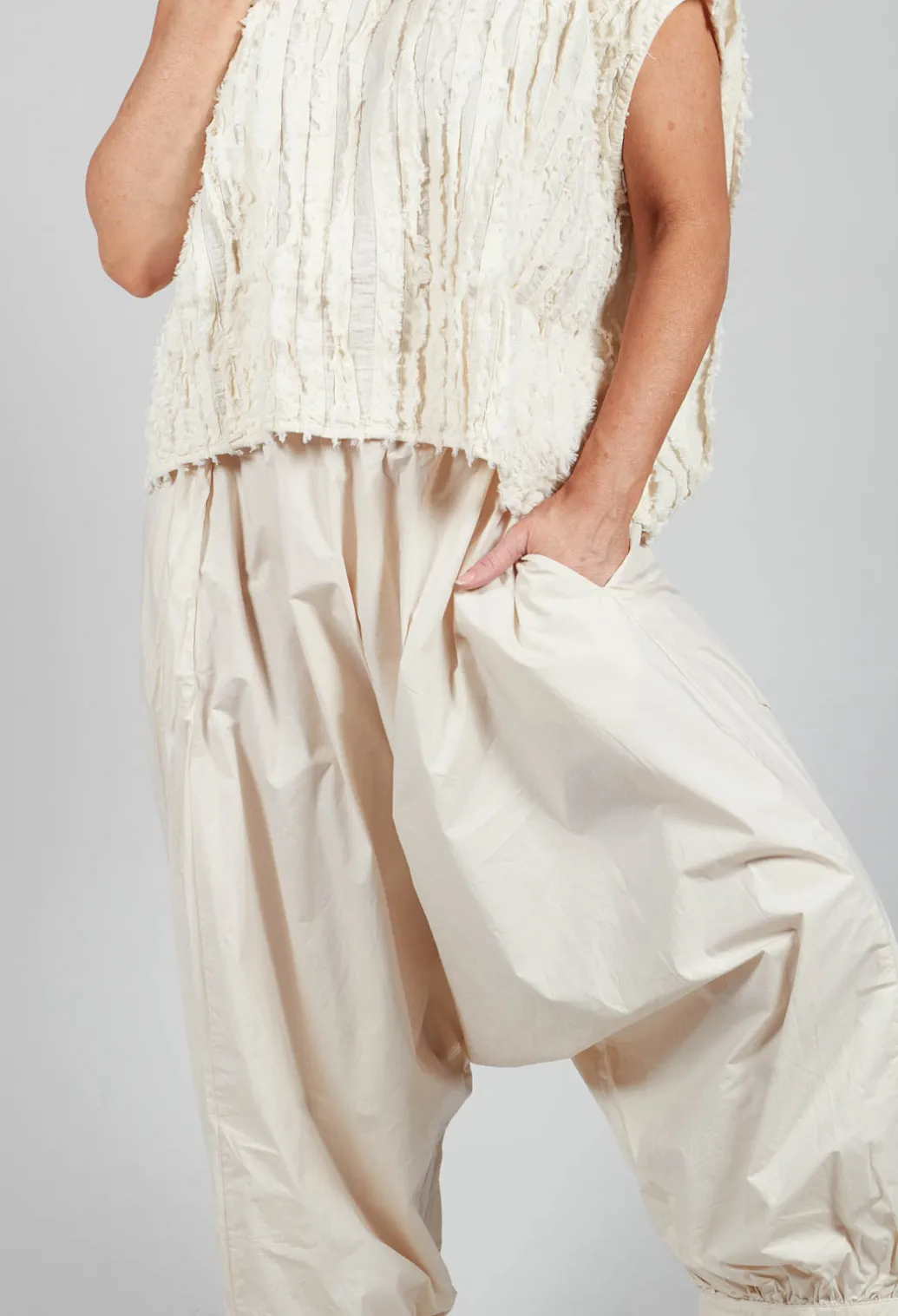 Meintrachten Trousers in Stroh