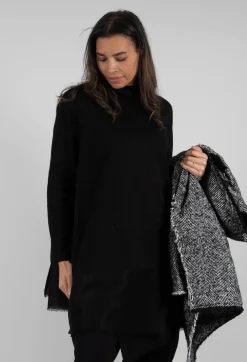 Mesh Feature Dress in Black