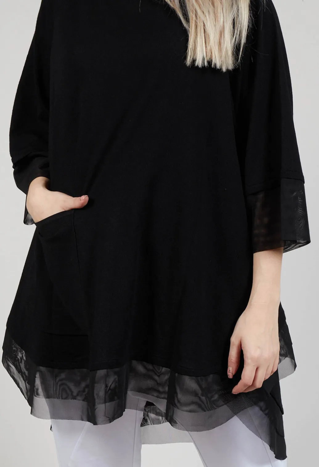 Mesh Hem Top in Black