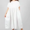 Modeapostel Dress in Schnee