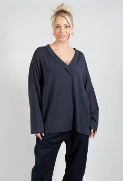 Modelo Top in Carbon Blue