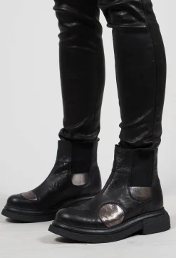 Mois Chelsea Boot in Black