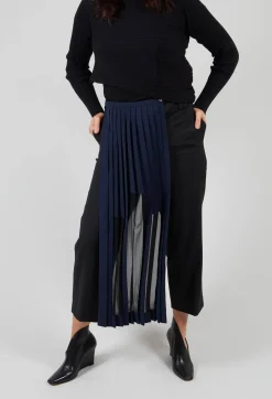 Monteurano Trousers in Nero