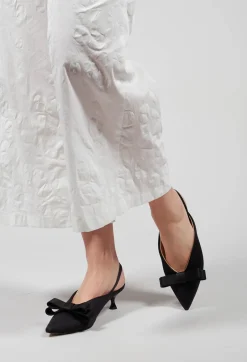 Mules with Maxi Bow in Black
