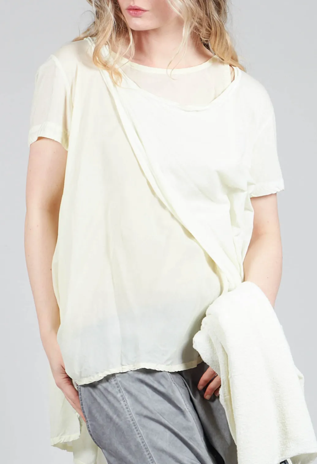 Mullet Back T-Shirt in Lilly 10% Cloud