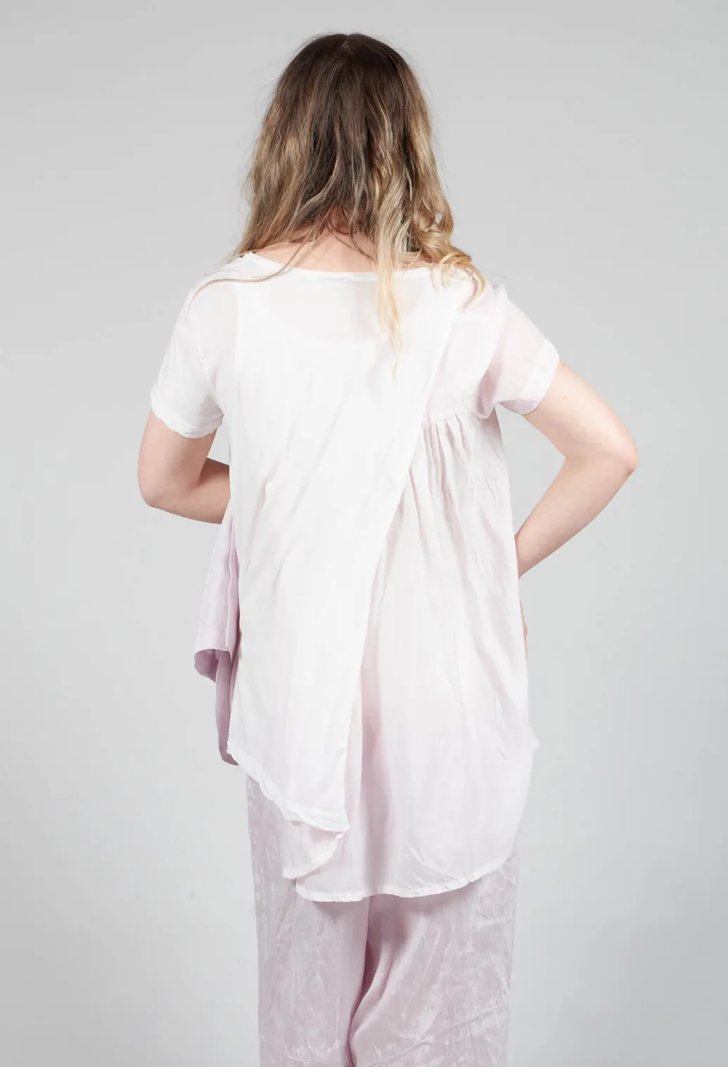 Mullet Back T-Shirt in Rose 10% Cloud