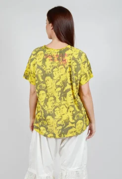 Mural Frida T in Electric Sunflower