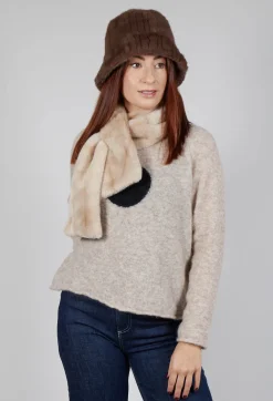 Namaste Hat in Marron