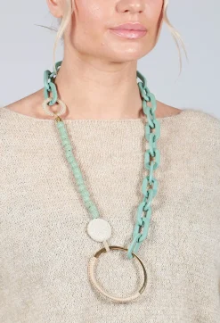 Necklace with Links in Green and Gold