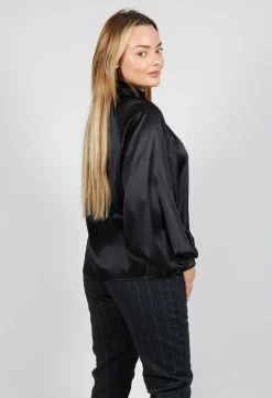 Nitadea Blouse in Black