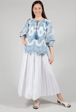 Omaley Embroidered Top in Bleu and Petr