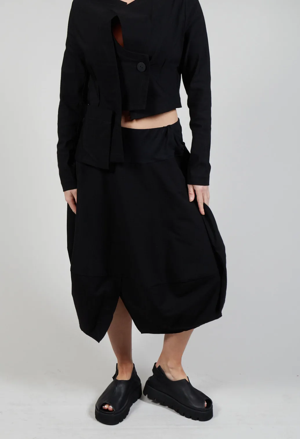 Omis Skirt in Black