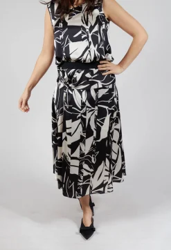 On Point Skirt in Navy Print