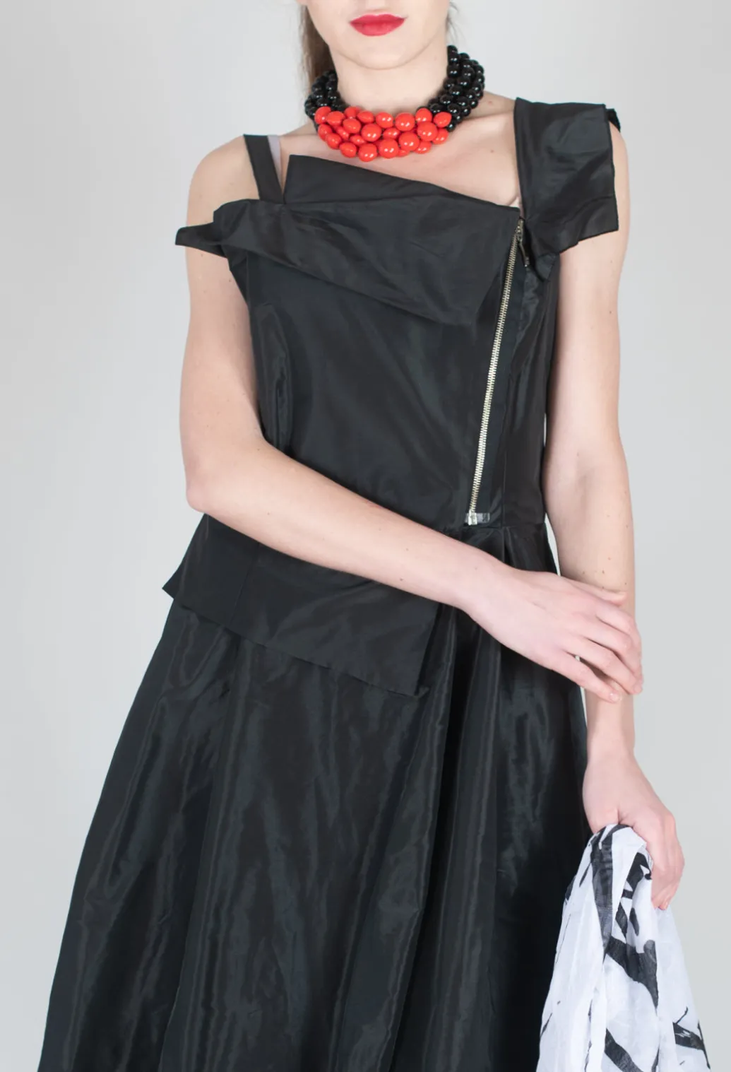 ONGO Dress in Black