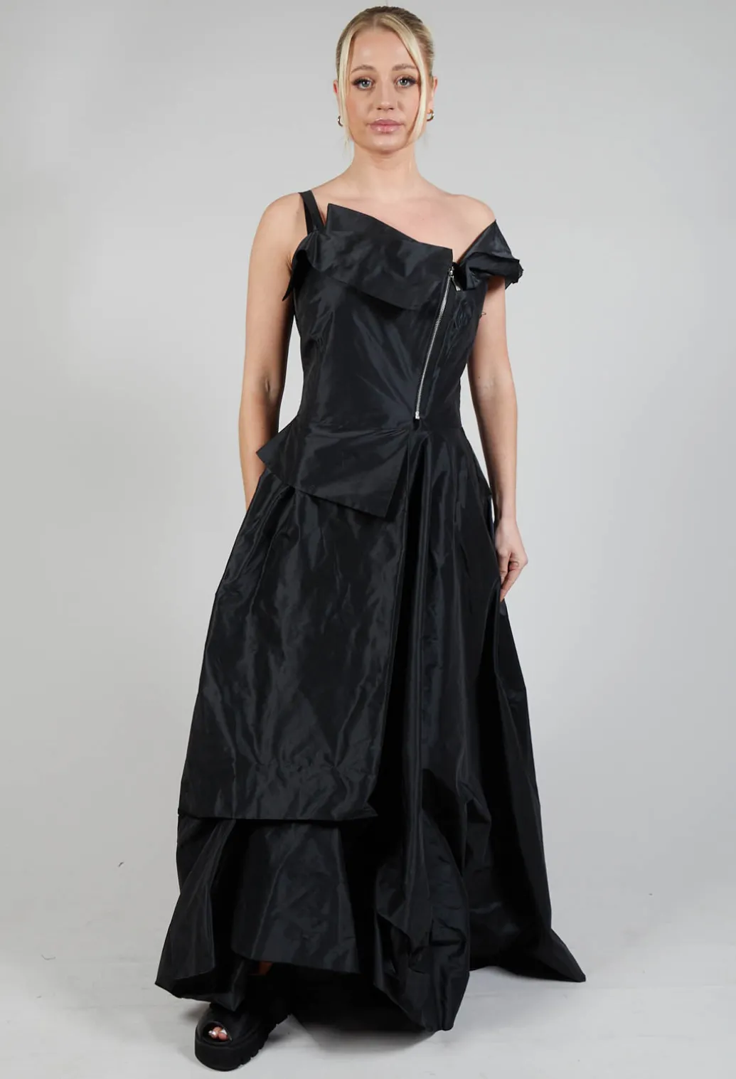 ONGO Dress in Black