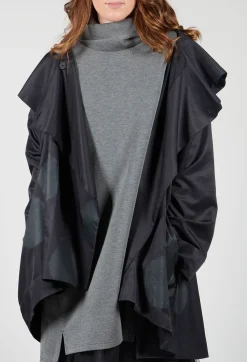 Open Collar Coat with Print in Black