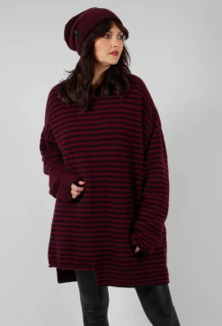 Oversized Pull Over in Striped Black and Merlot