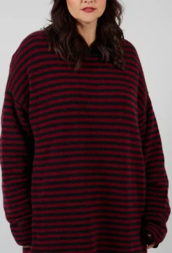 Oversized Pull Over in Striped Black and Merlot