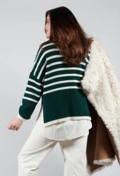 Oversized Pull with Green and Ecru Stripes