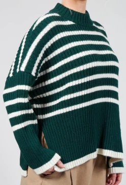 Oversized Pull with Green and Ecru Stripes