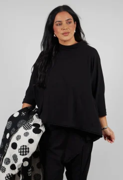 Overszied Dipped Hem Top in Black