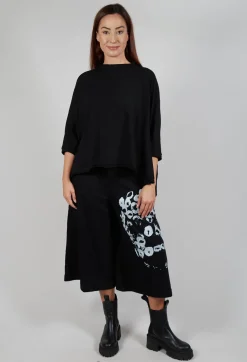 Overszied Dipped Hem Top in Black