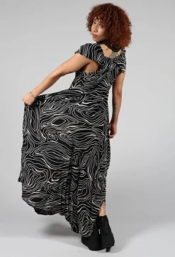 PAKA11 Dress in Black with White