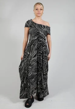 PAKA11 Dress in Black with White