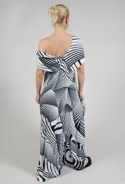 PAKA10 Dress in White with Black