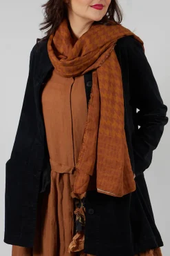 Patterned Scarf in Bronzo