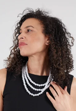Pearl Chain in White