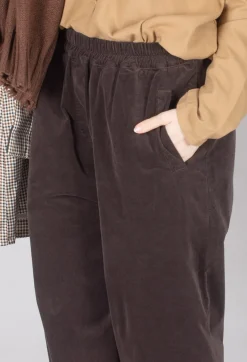 Pedra Trousers in Brown