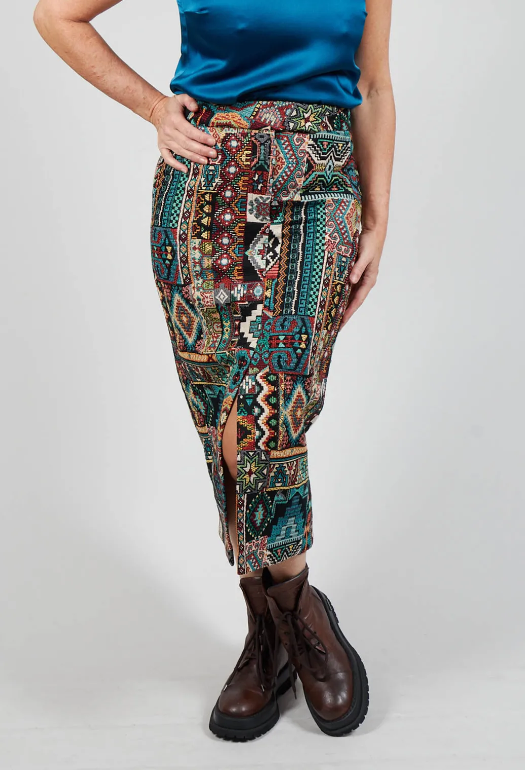 Pencil Skirt in Dragonfly