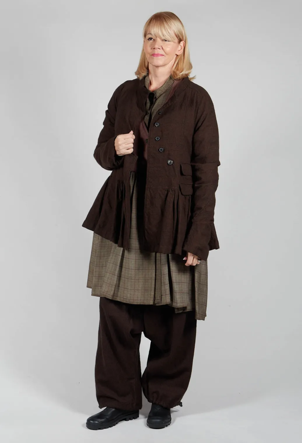 Peplum Style Jacket in Kaffee Check