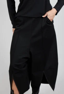 Piki Trousers in Black
