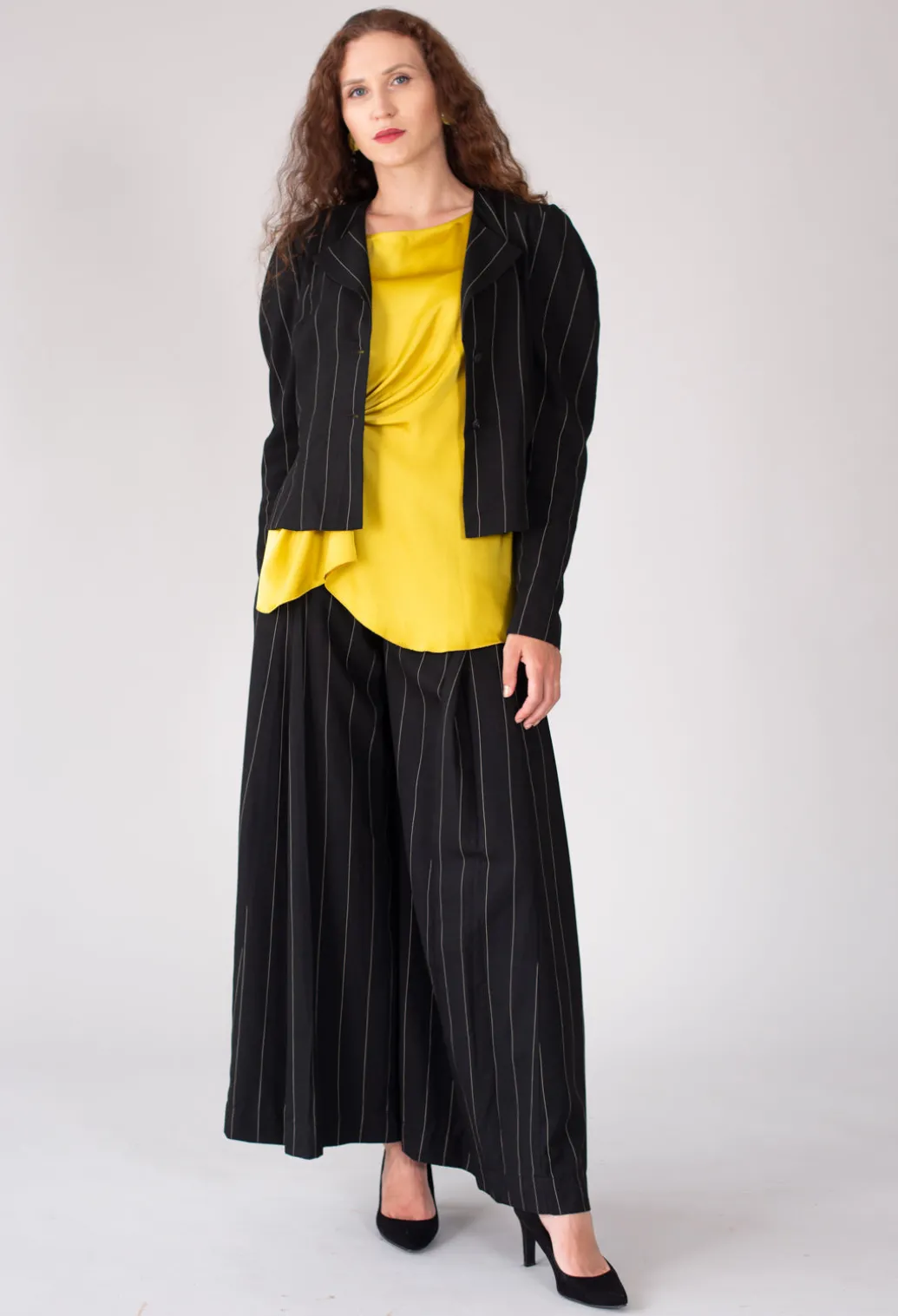 Pinstripe Blazer in Nero